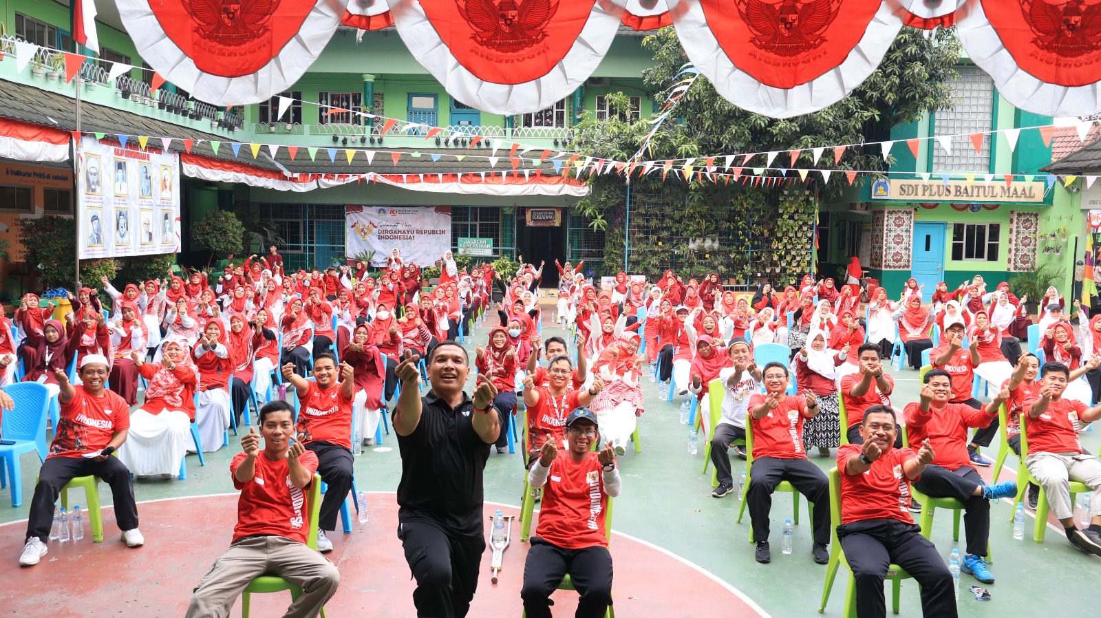 Peringatan HUT ke-79 RI Bersama Guru dan Karyawan YPI Baitul Maal
